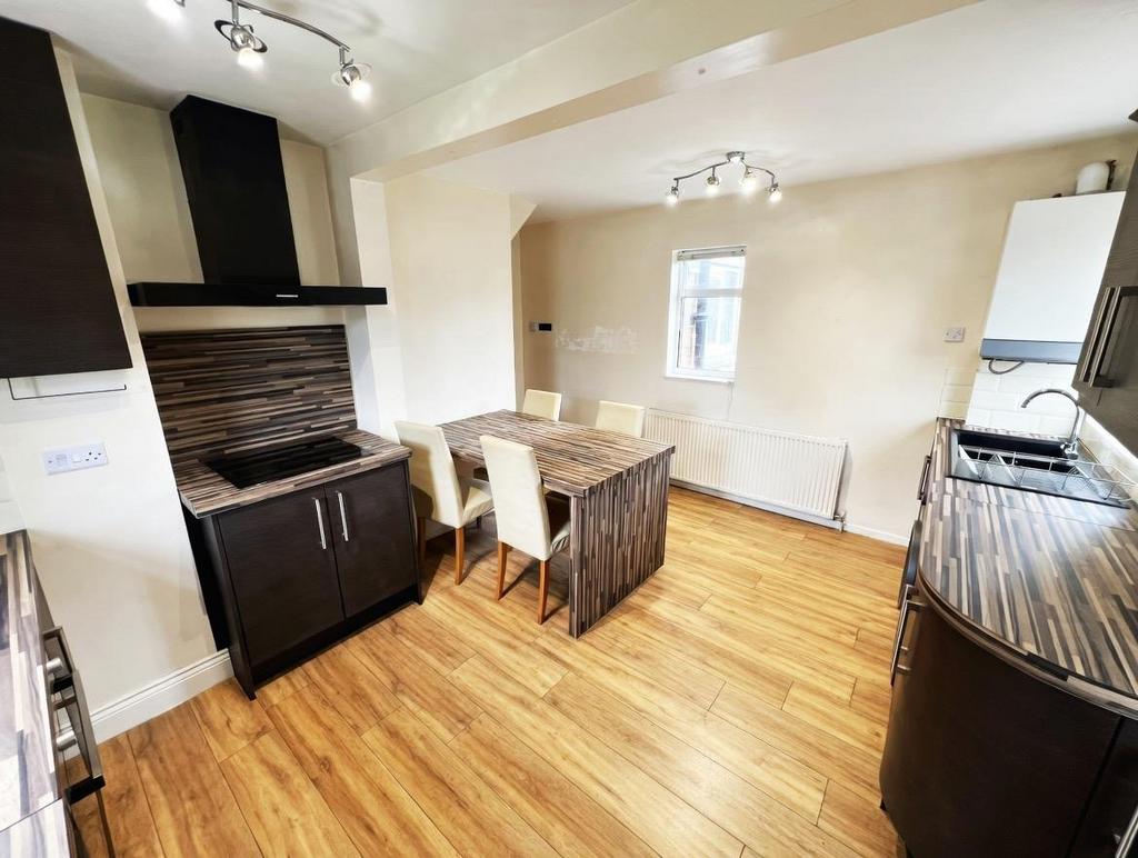 Kitchen / Diner