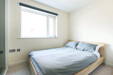 2 bedroom apartment for sale, Basire Street, London, N1