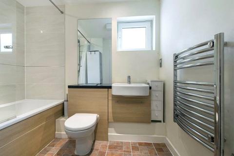 2 bedroom apartment for sale, Basire Street, London, N1