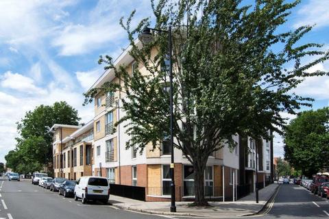 2 bedroom apartment for sale, Basire Street, London, N1