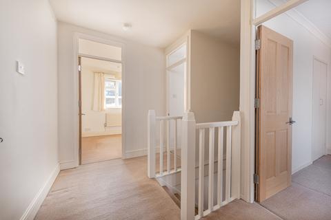 3 bedroom flat to rent, Clancy Court, Trott Street, London, SW11