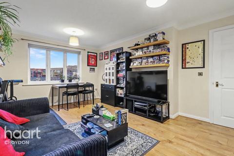 2 bedroom flat for sale, Old School Place, Croydon