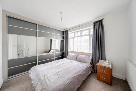 undefined, Gurney Court Road, St. Albans, AL1