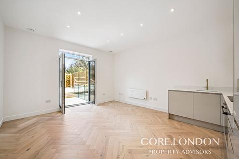 undefined, Gordon Road, Ealing, W5