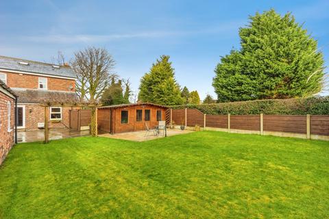 3 bedroom detached house for sale, Warburton Lane, Partington, Manchester, Greater Manchester, M31