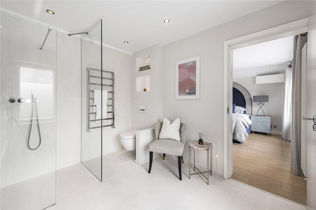 Ensuite