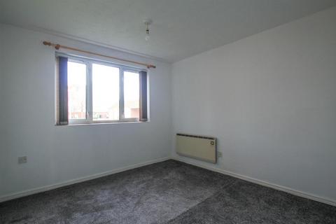 1 bedroom flat to rent, Trafalgar Court, Great Yarmouth