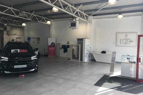 Retail property (high street) for sale, Old Portsmouth Rd Godalming GU7 3BU