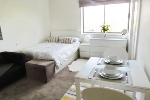 undefined, Mayflower House, Cambridge, CB4