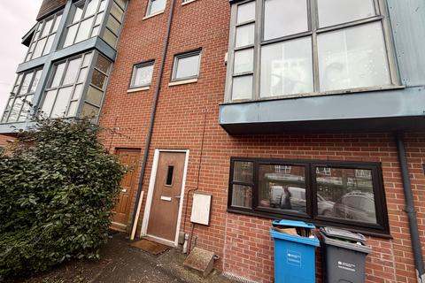 Platt Lane, Manchester, M14