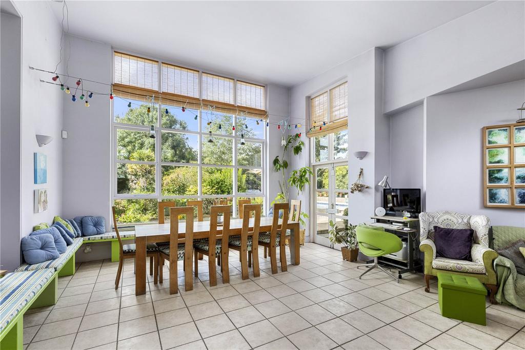 Kitchen/Family Room