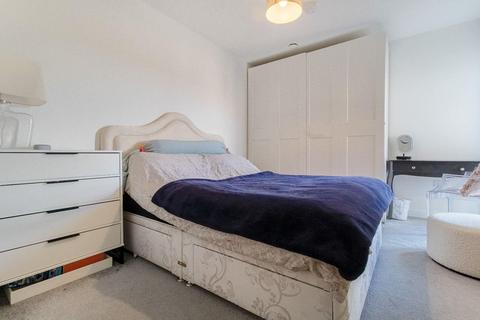 2 bedroom house for sale, 42 Curton Close, Edgware HA8
