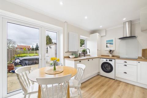 undefined, Field End, Churchdown, Gloucester, Gloucestershire, GL3