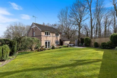4 bedroom detached house for sale, Redwood Drive, Huddersfield