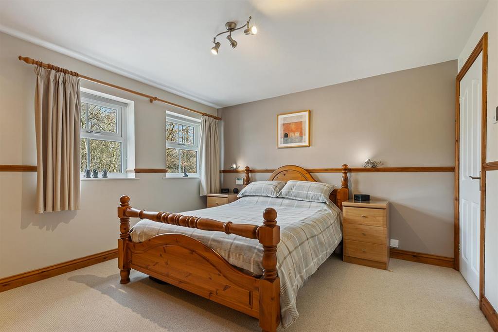 Bramleys Estate Agents - Redwood Drive - Bradley