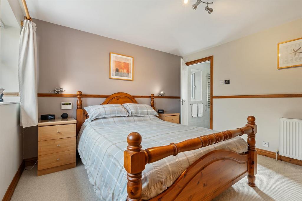 Bramleys Estate Agents - Redwood Drive - Bradley