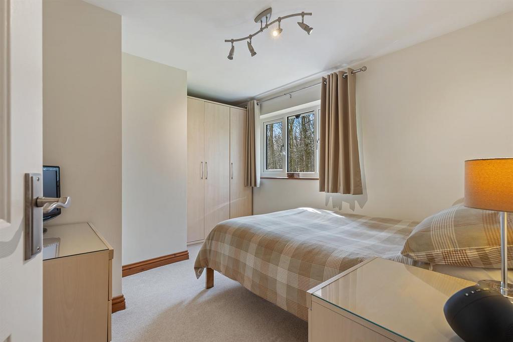 Bramleys Estate Agents - Redwood Drive - Bradley