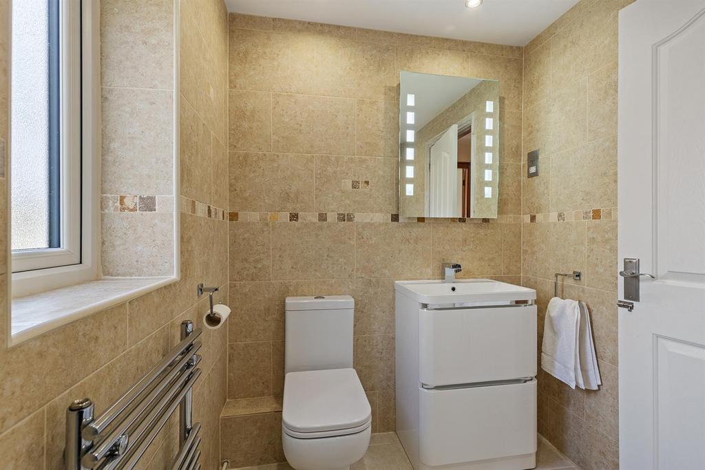 Bramleys Estate Agents - Redwood Drive - Bradley
