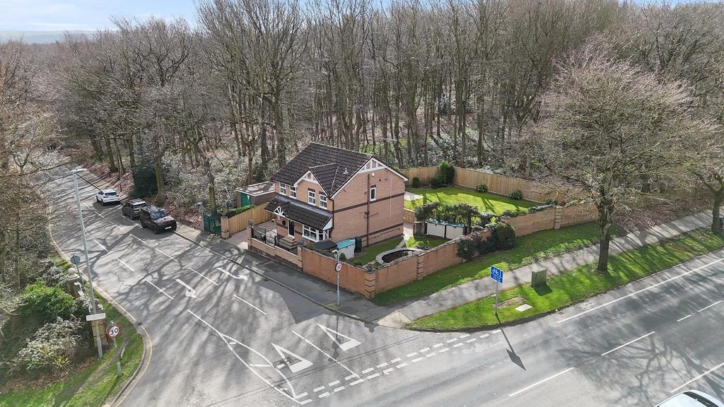 Bramleys Estate Agents - Redwood Drive - Bradley