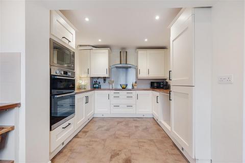 undefined, Mardale Crescent, Lymm WA13