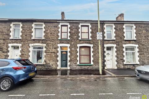 3 bedroom terraced house for sale, Middle Street, Pontypridd CF37
