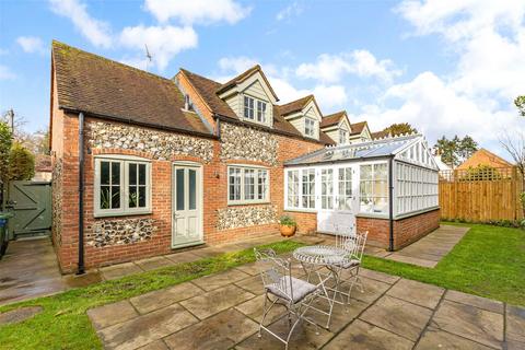 4 bedroom semi-detached house for sale, Beacon Hill, Penn, High Wycombe, Buckinghamshire, HP10