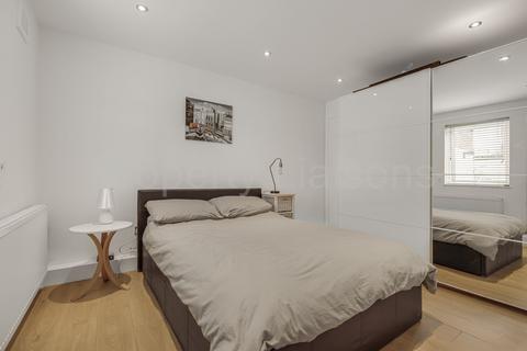 2 bedroom apartment for sale, Garnet Street, Wapping, E1W