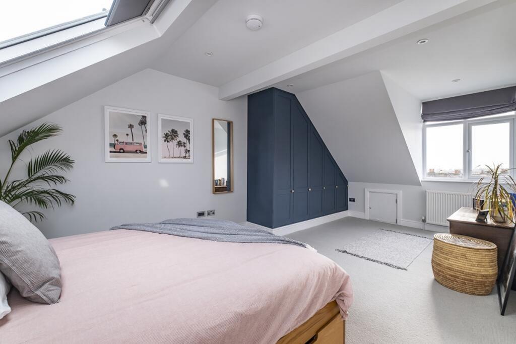 Bedroom 2-V2