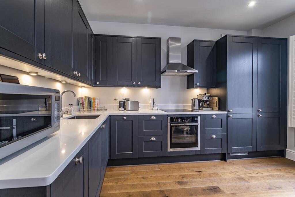 Kitchen-V2
