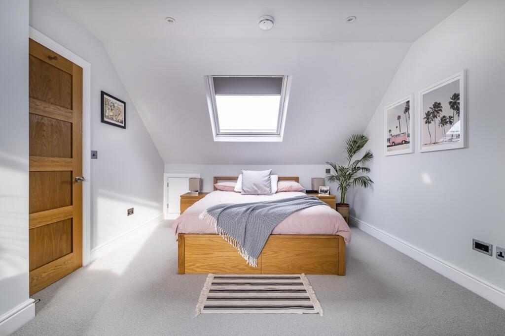Bedroom2-V2