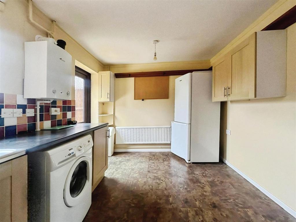 Kitchen II.jpg
