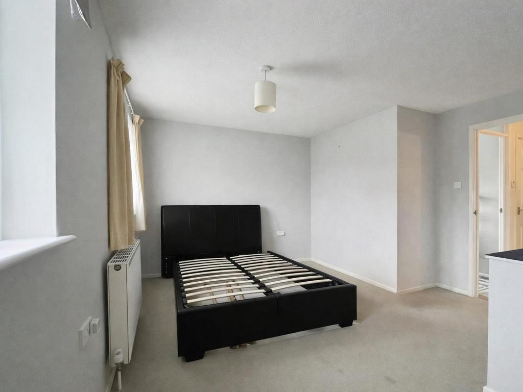 Bedroom 1.png