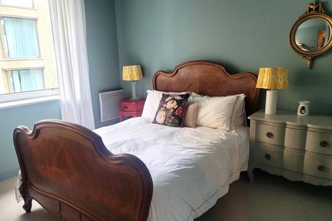 3 bedroom flat for sale, Sharpthorne Court, Cheapside, Brighton, BN1