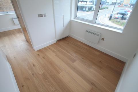 undefined, Flowers Way, LUTON