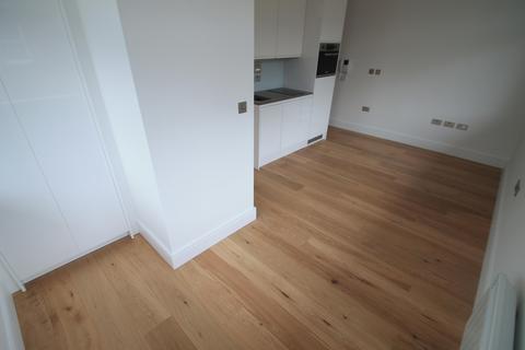 undefined, Flowers Way, LUTON