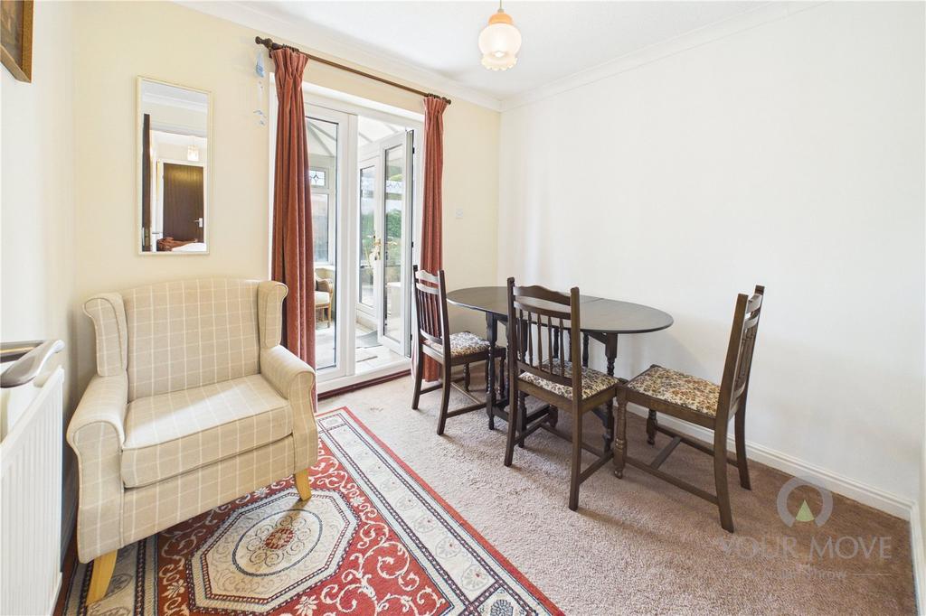 Bedroom 2/Dining Roo