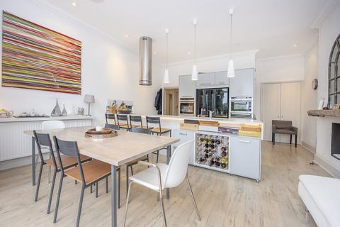 undefined, Melrose Road London SW18