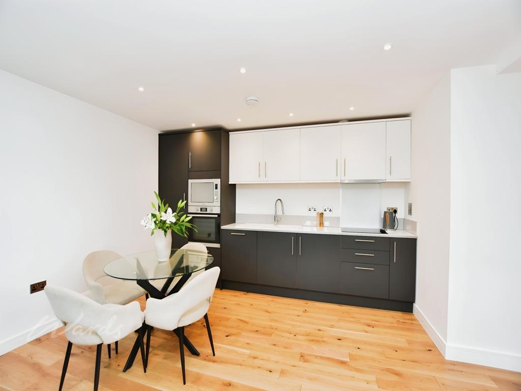 Seren kitchen