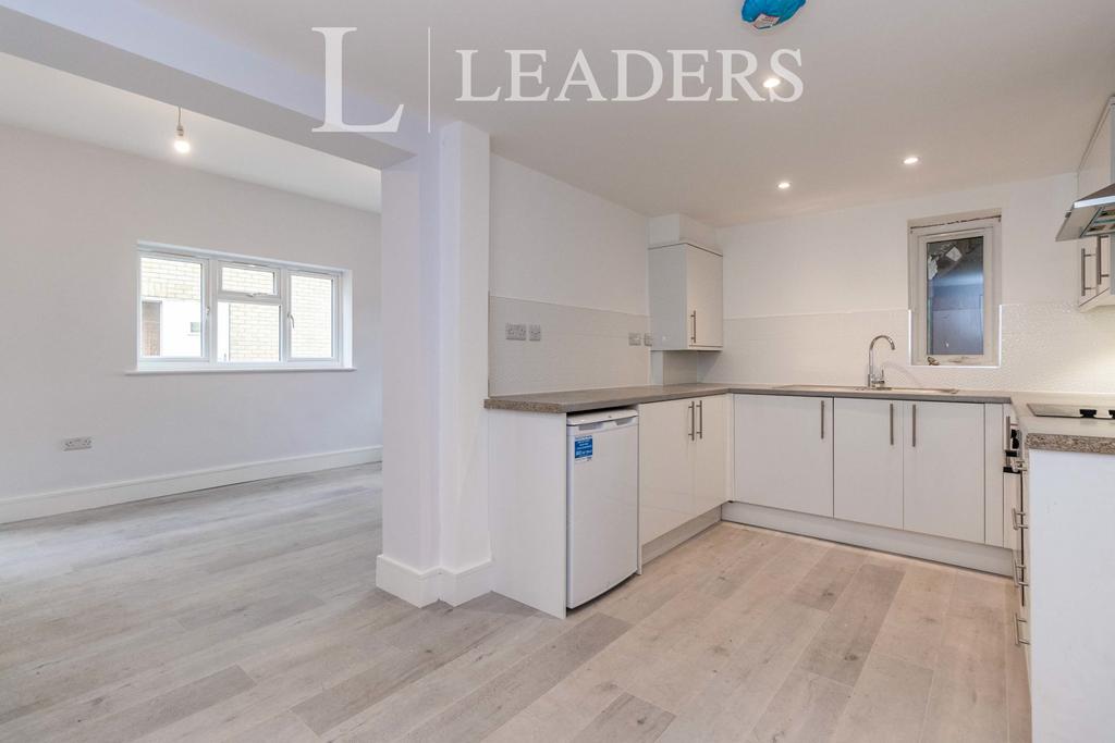 Kitchen/lounge