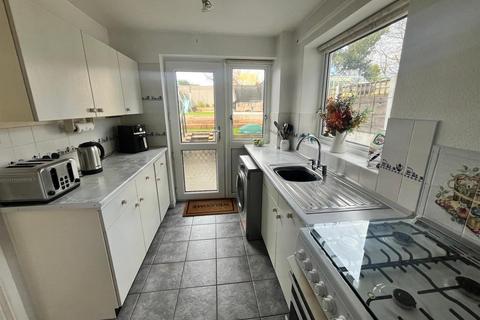 3 bedroom semi-detached house for sale, Wordsworth Close, Dukinfield SK16