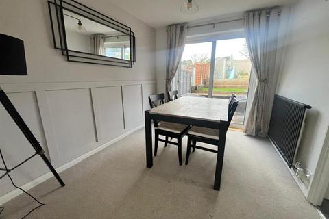 3 bedroom semi-detached house for sale, Wordsworth Close, Dukinfield SK16