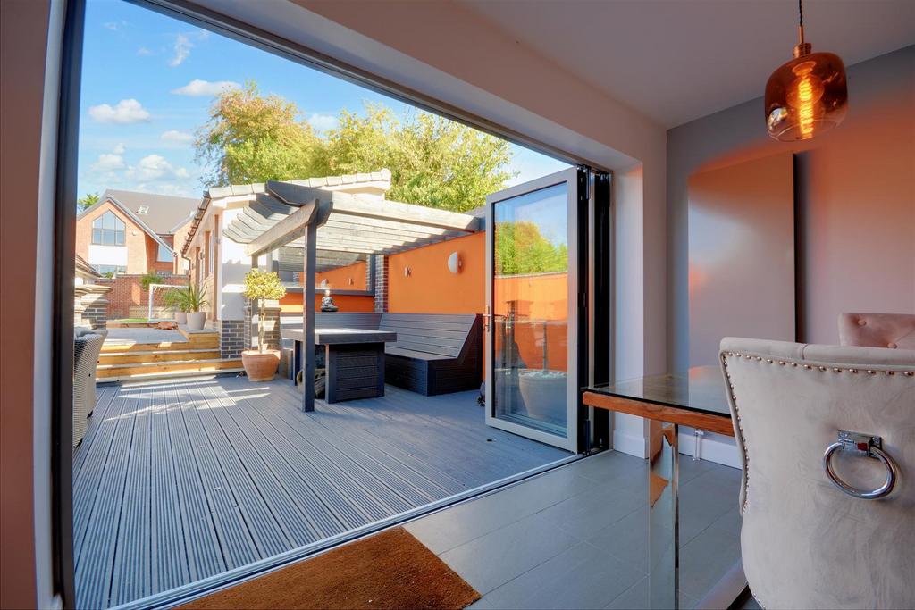 Garden bi folds.jpg