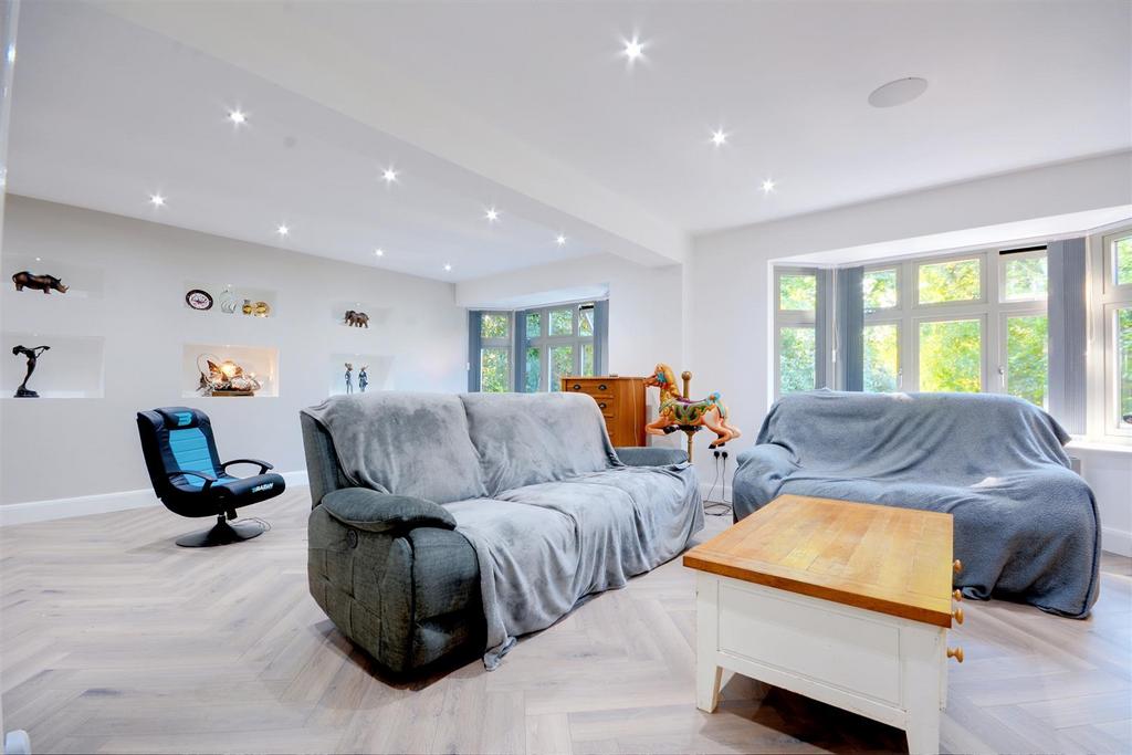 Living room.jpg
