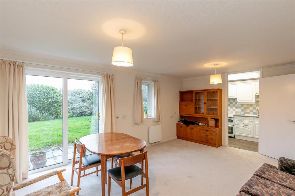 Fallodon Court, Henleaze Living Room 2.jpg