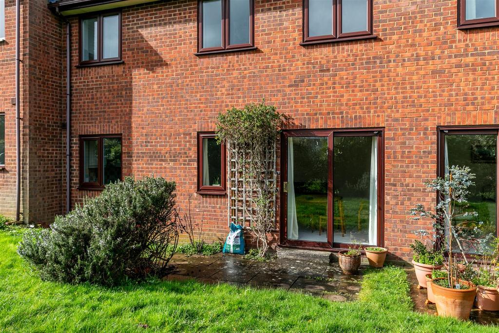 Fallodon Court, Henleaze Rear Garden.jpg