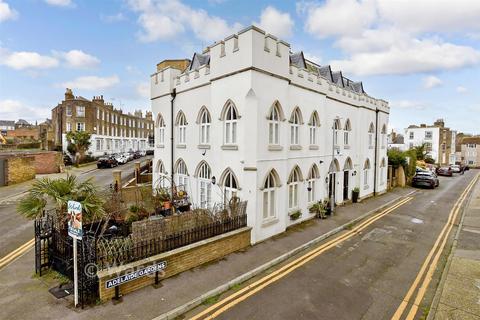 3 bedroom end of terrace house for sale, Adelaide Gardens, Ramsgate CT11
