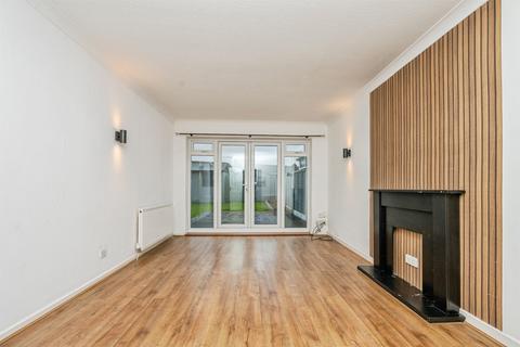 3 bedroom semi-detached house for sale, Silverstone Avenue, KIDDERMINSTER