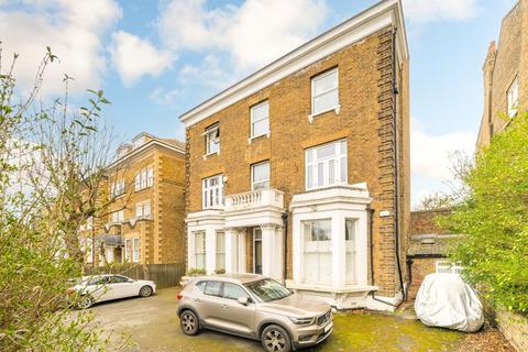 2 bedroom flat to rent, Thurlow Park Road, London SE21