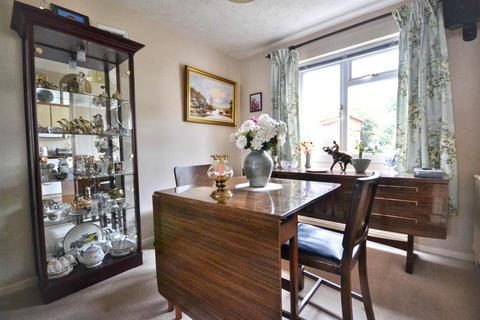 undefined, Plantation Crescent, Bredon, Gloucestershire