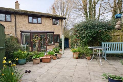 3 bedroom end of terrace house for sale, Glengarry, New Milton, Hampshire. BH25 6UA
